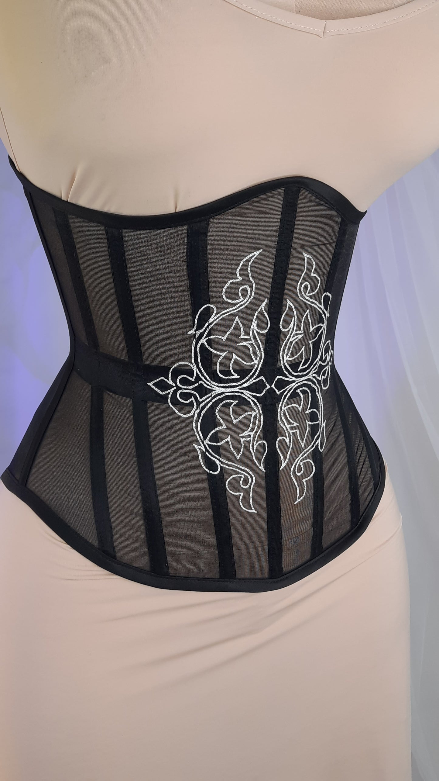 Underbust mesh corset