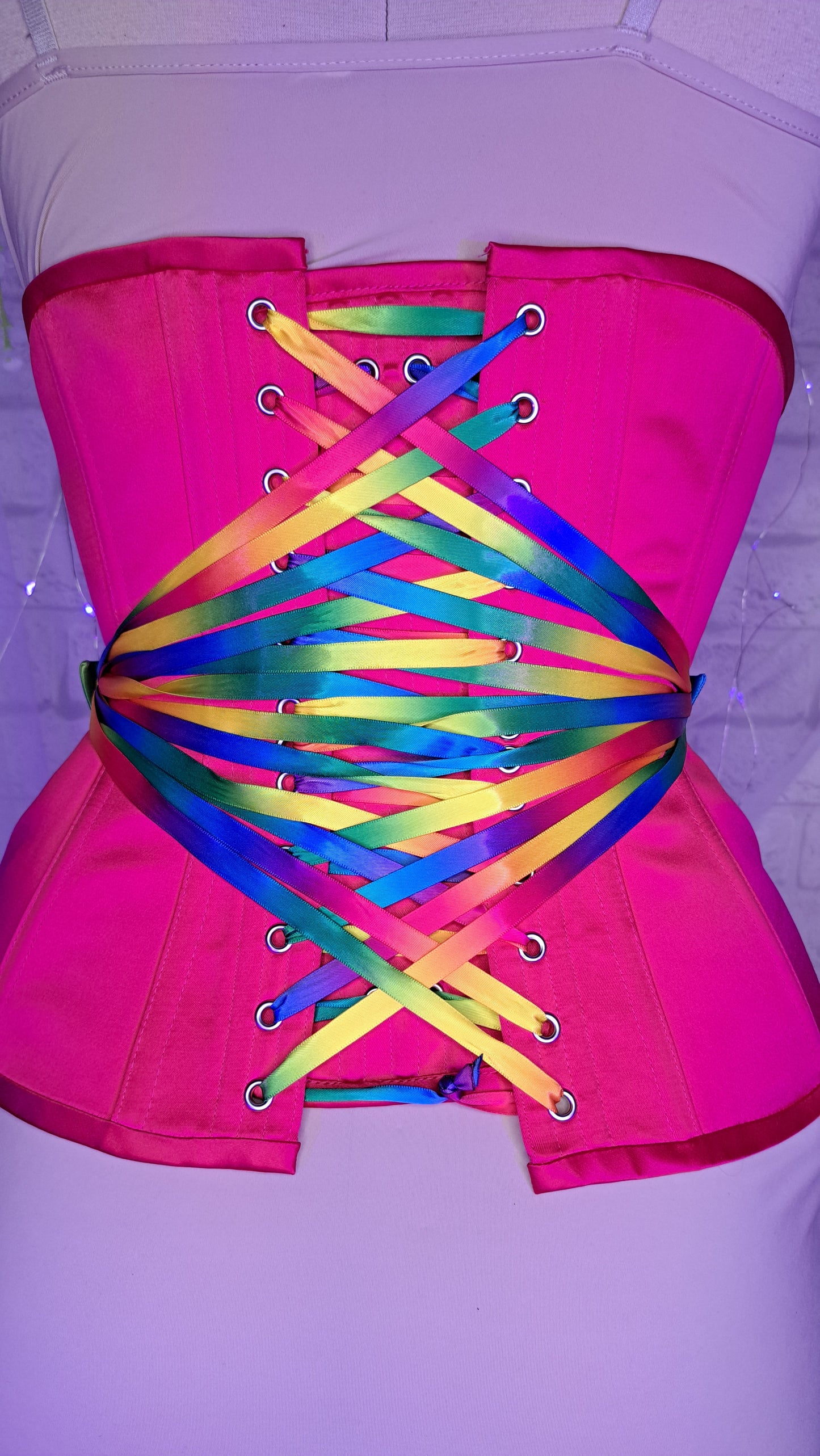 Fan-laced corset