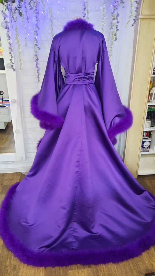 BESPOKE CORSETS AND WIDOW ROBES (@womans_armor_workshop