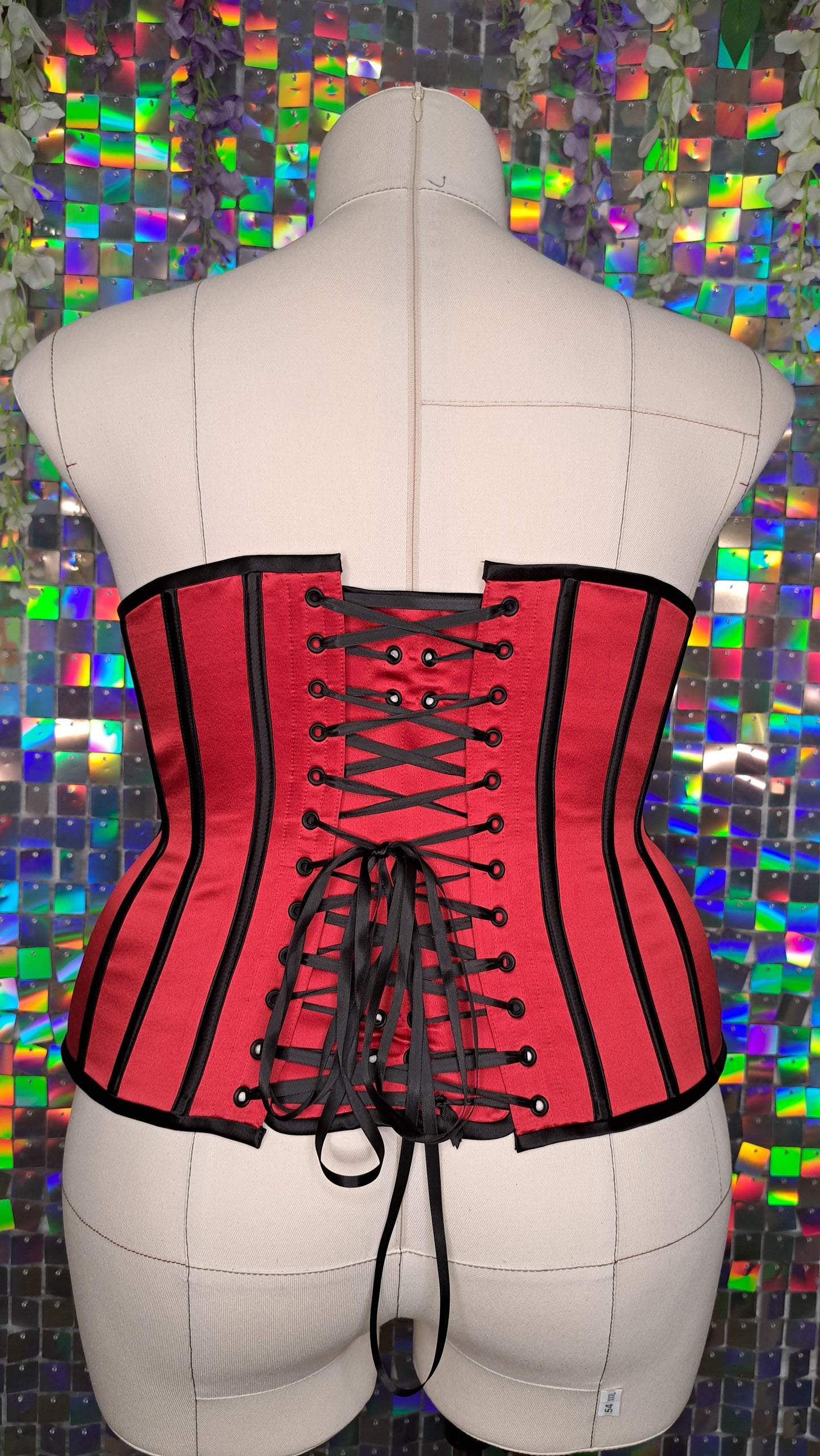 Hana - underbust corset with black contrasts